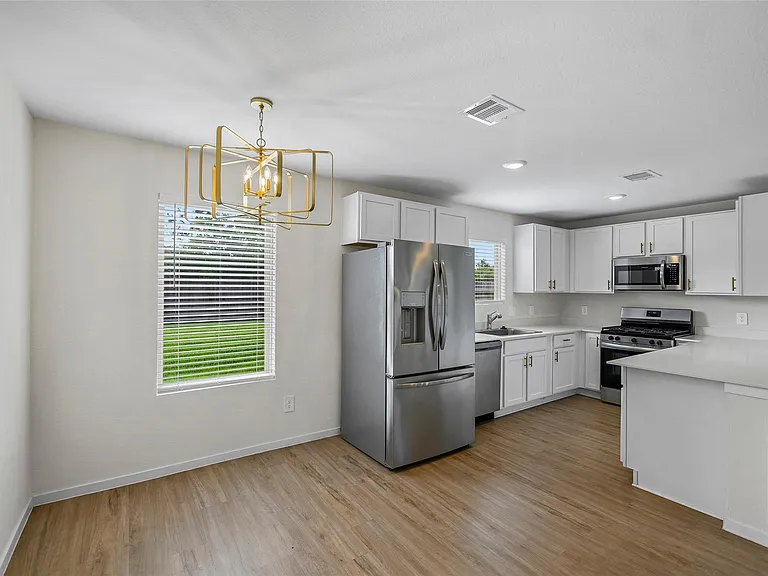 17722 Grove Hill Dr — Photo 13