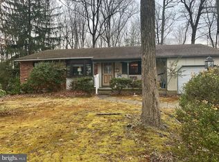 400 Stanford Ave, Turnersville, NJ 08012