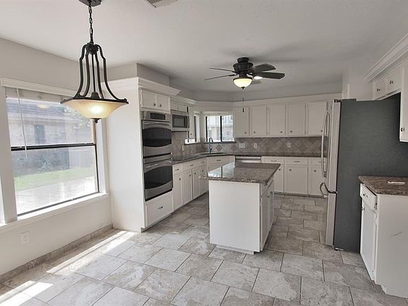 4th image of 503 Ellingham Dr