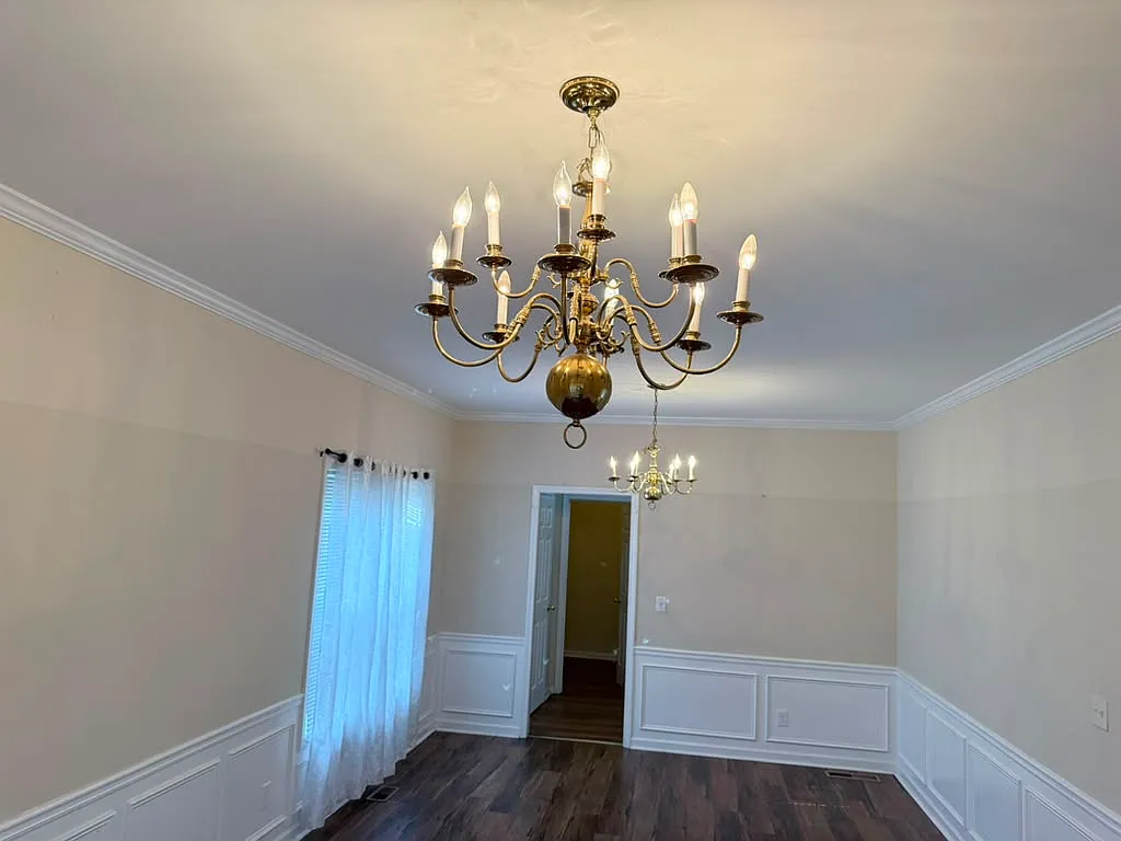 6 bed, 2788 sqft, $2,975 — Photo 3