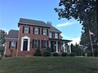 16 Riverchase Dr, Union, MO 63084