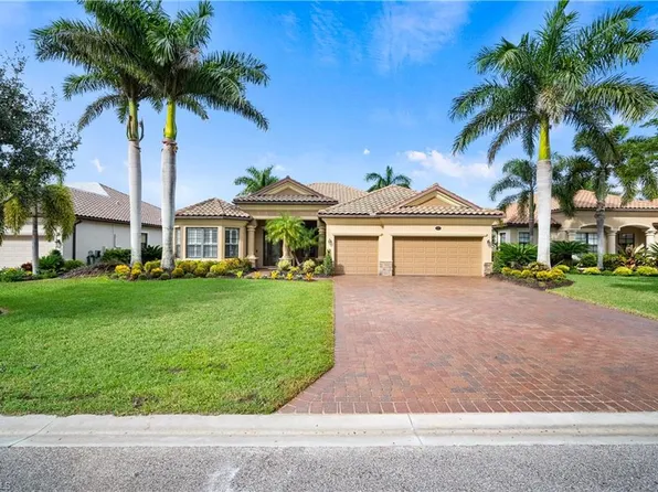 10145 Biscayne Bay LN, NAPLES, FL 34120