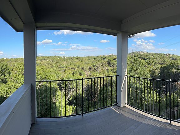 4th image of 611 N Cuernavaca Dr Unit 302