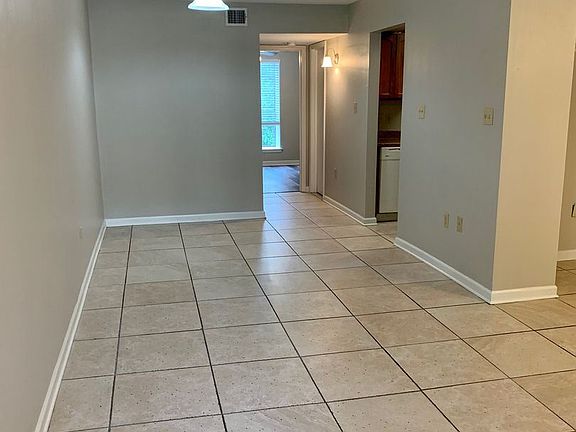 5th image of 518 S Jefferson Ave #609