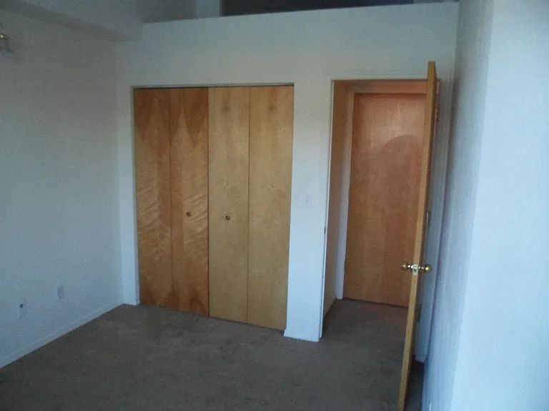 17 W Mill St #A1 — Photo 3
