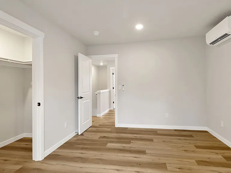 4212-4230 Foxglove Loop — Photo 8