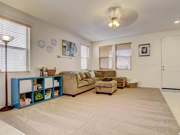 4th image of 5445 Noyack Way