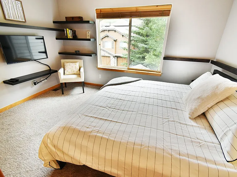 172 Robin Dr — Photo 11