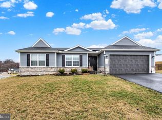 303 Normandy Ln, Dillsburg, PA 17019