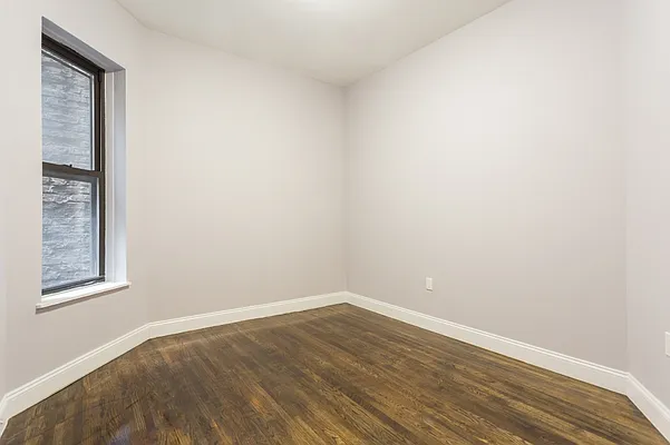 Rented by MNS | media 16