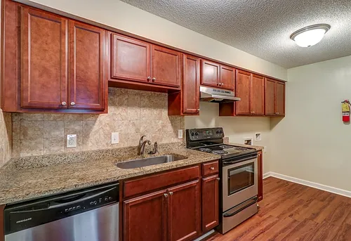 River Crossing Apartments Photo 1