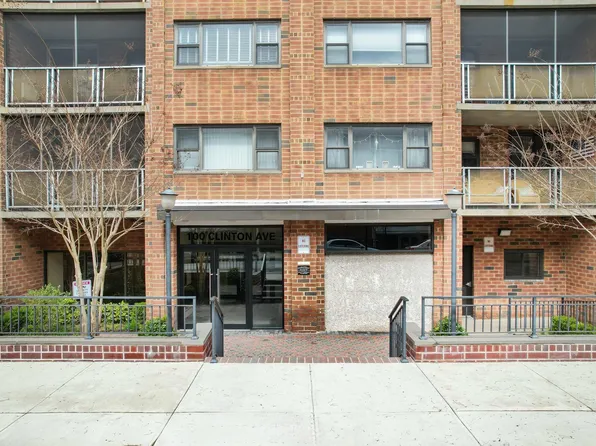 100 Clinton Avenue #4 K, Mineola, NY 11501