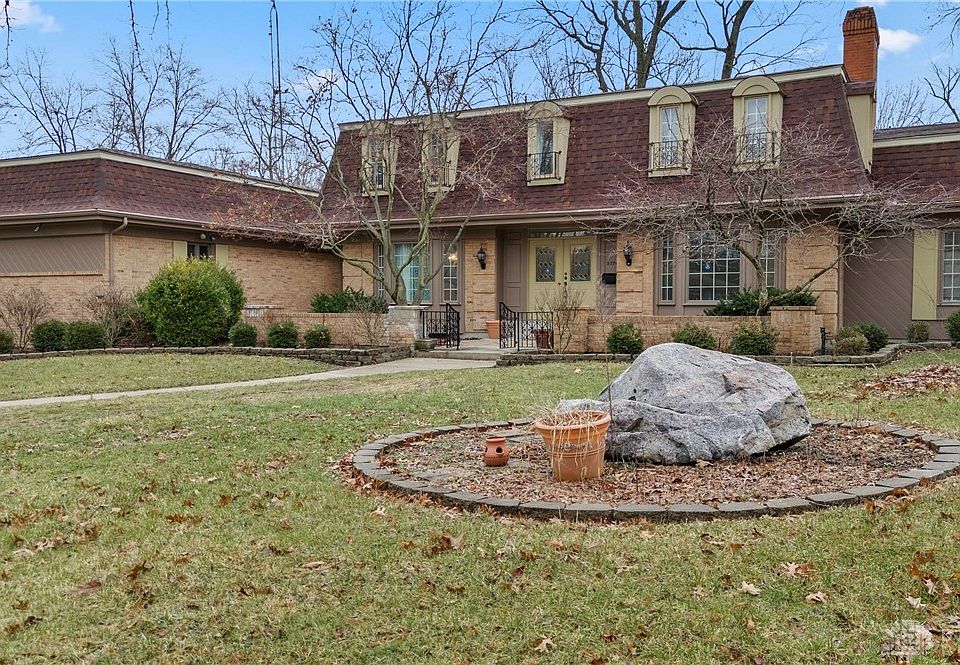 1st image of 5770 Willow Walk