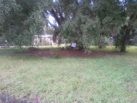 3rd image of 6105 Shirley Ave