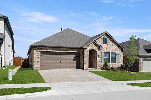 2412 Yaupon Way Photo 1