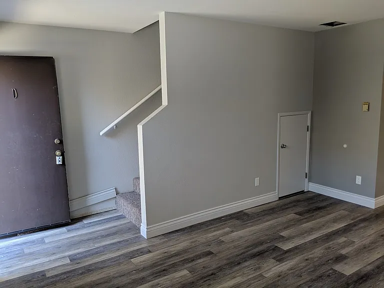 2116 Fairchild Way — Photo 4