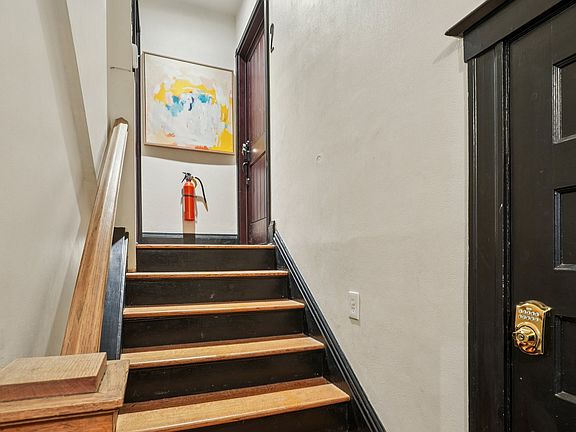 2nd image of 1019 N Lafayette St #2