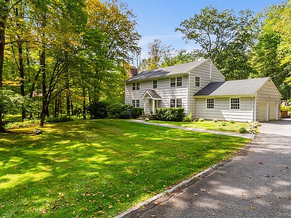 4th image of 47 Brook Farm Lane