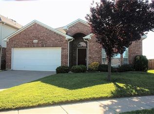 12849 Parkersburg Dr, Fort Worth, TX 76244