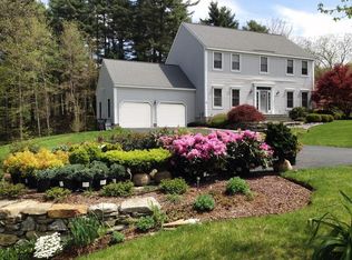 32 Linden St, Boylston, MA 01505