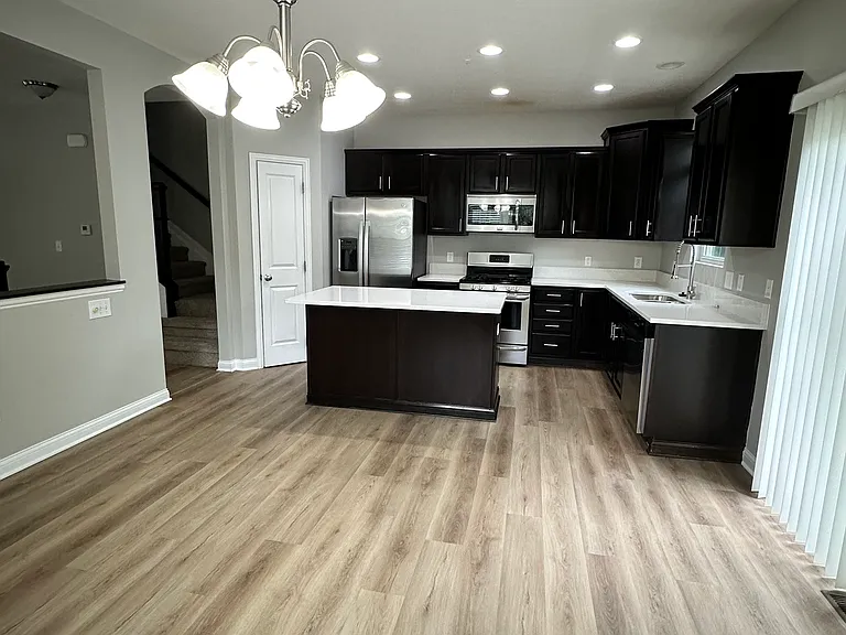 328 Lemery Dr — Photo 9
