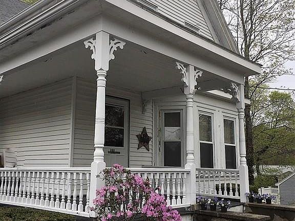 2nd image of 117 Washington St