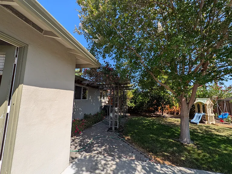 639 Azevedo Ct — Photo 51
