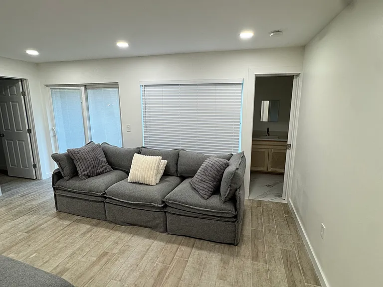 2927 Ellon Rd — Photo 21
