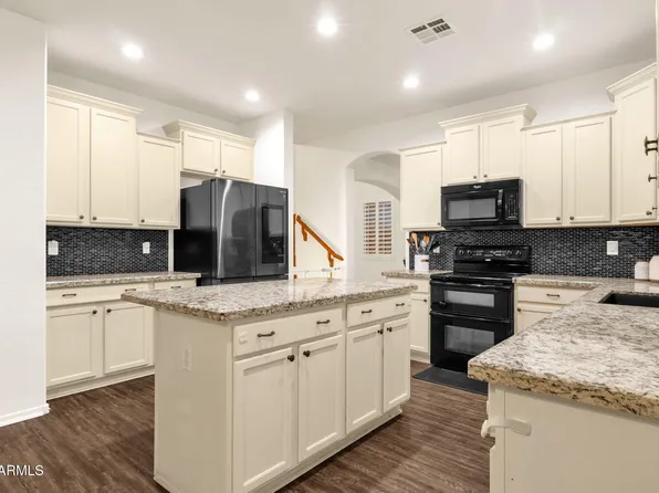 969 E OAKLAND Street, Gilbert, AZ 85295