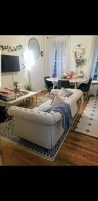 Rented by Oxford Property Group | media 10