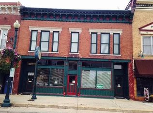 618 S State St #2A, Lockport, IL 60441