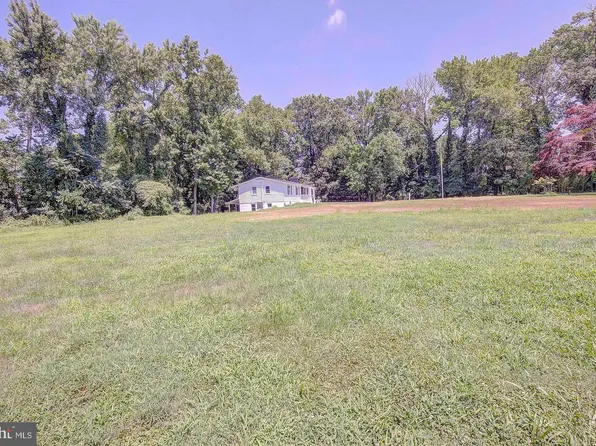 13 Elliott Rd, Annapolis, MD 21403