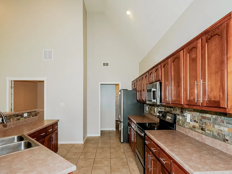 11662 Underwood Dr — Photo 8