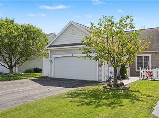 10 Foxe Cmns, Rochester, NY 14624