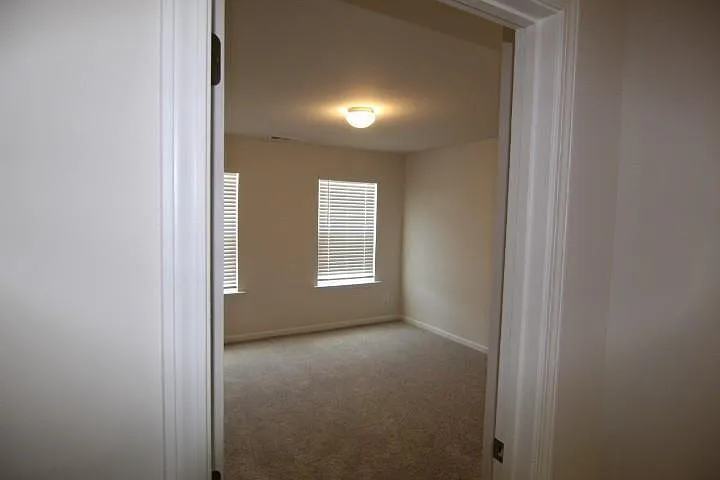 51 Briarwood Dr — Photo 16