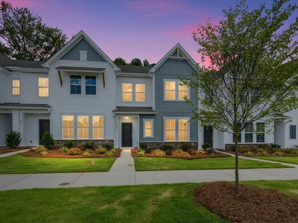 6565 Fire Lily Ln, Charlotte, NC 28216
