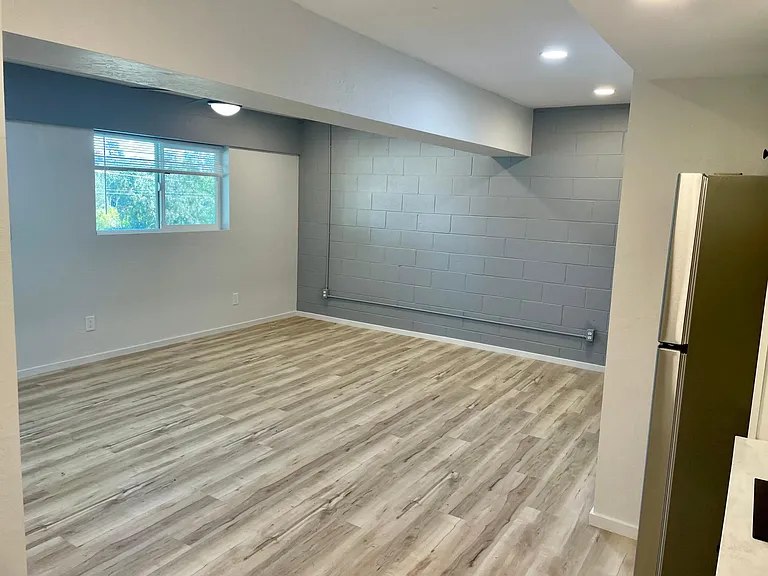 11392 High Ranch Rd — Photo 3