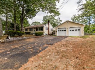 24 Grasshopper Ln, Lyman, ME 04002