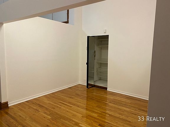 5th image of 2042 W Chicago Ave #1F