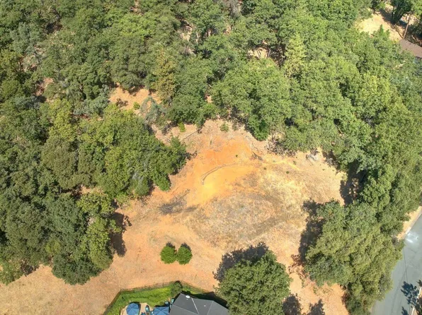 16202 Annie Dr, Grass Valley, CA 95949