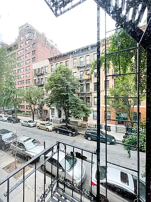 Rented by Urban Real Estate Inc | media 15