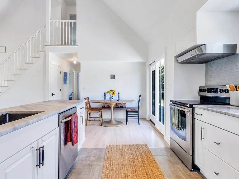 107 Seven Ponds Rd — Photo 8