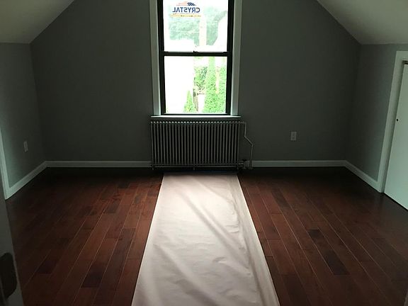 5th image of 20 Cox Ave