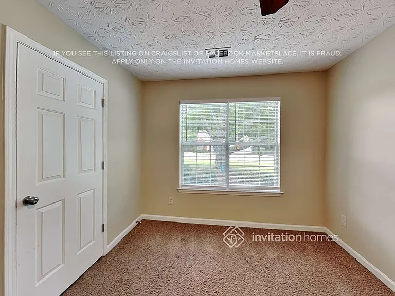 1383 Wilkes Crest Ct — Photo 13