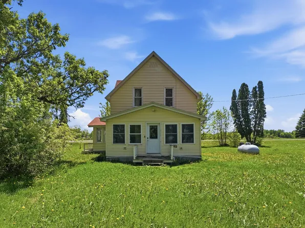 8005 381st Ave NW, Dalbo, MN 55017
