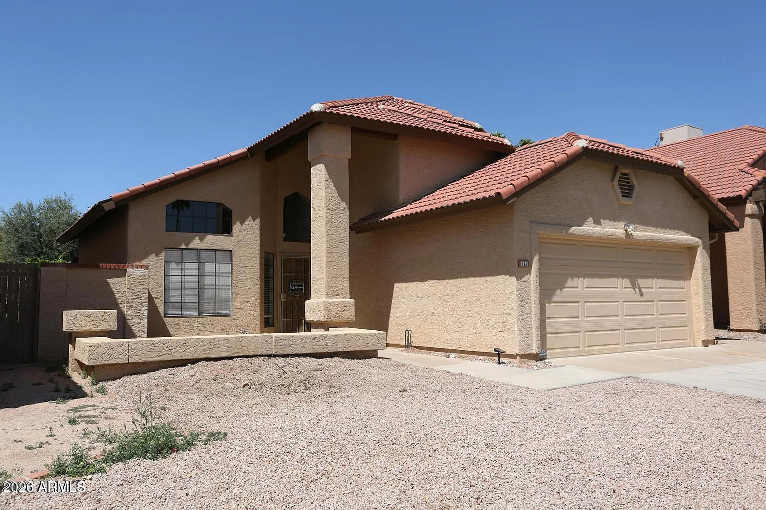 3 bed, 3.0 bath, 1783 sqft, $2,400 — Photo 2