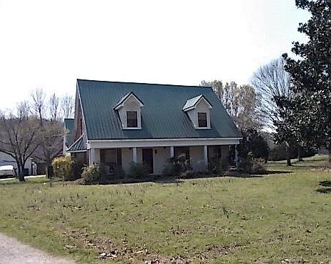 1st image of 1204 Duck Hill Ranch Rd