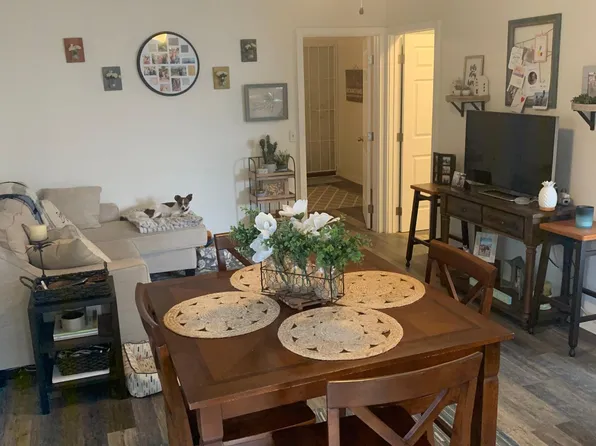 122 Ulupa St APT B, Kailua, HI 96734