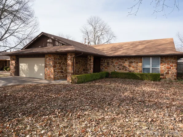12237 E 38th St, Tulsa, OK 74146