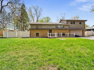 6027 Westmore Way, Golden Valley, MN 55422